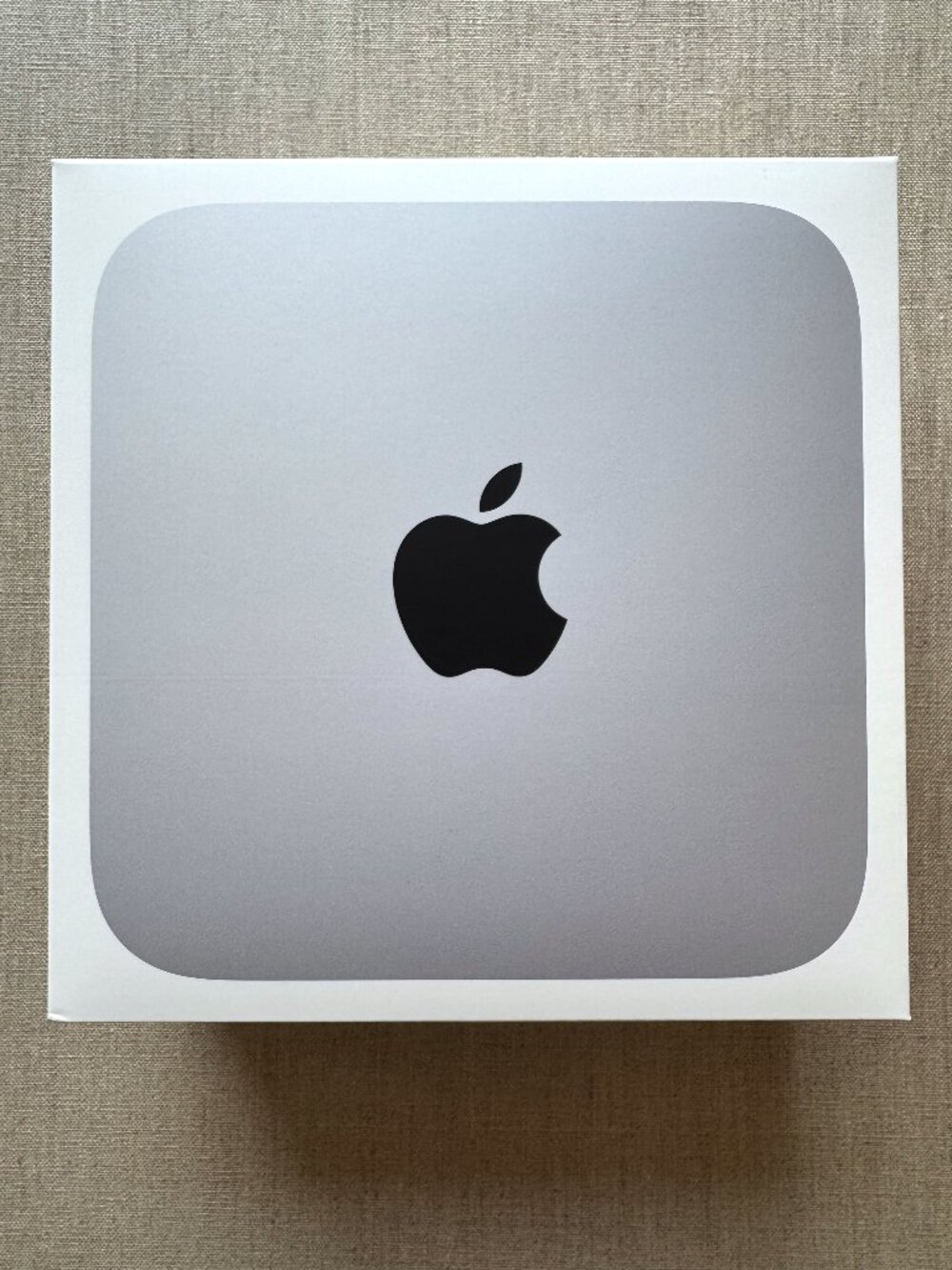 Apple Mac mini M1 (1TB SSD, 8-Core CPU, 8GB RAM, A2348)